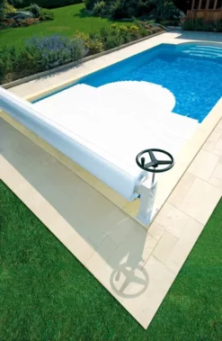 Manu Handmatig Oprolsysteem - Tot 3 Meter - Zand 5 Manu Handmatig Oprolsysteem - Tot 3 Meter - Zand -zwembad benodigdheden winkel manu ambiance 1